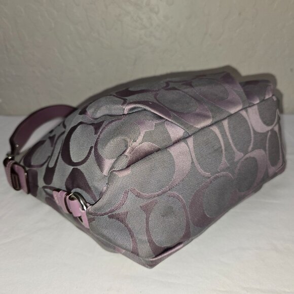 Coach F15067 Lilac & Light Gray Signature Canvas Convertible Duffel Crossbody - Picture 12 of 15